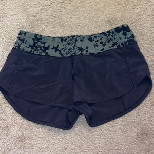 Black/green floral lululemon womens shorts